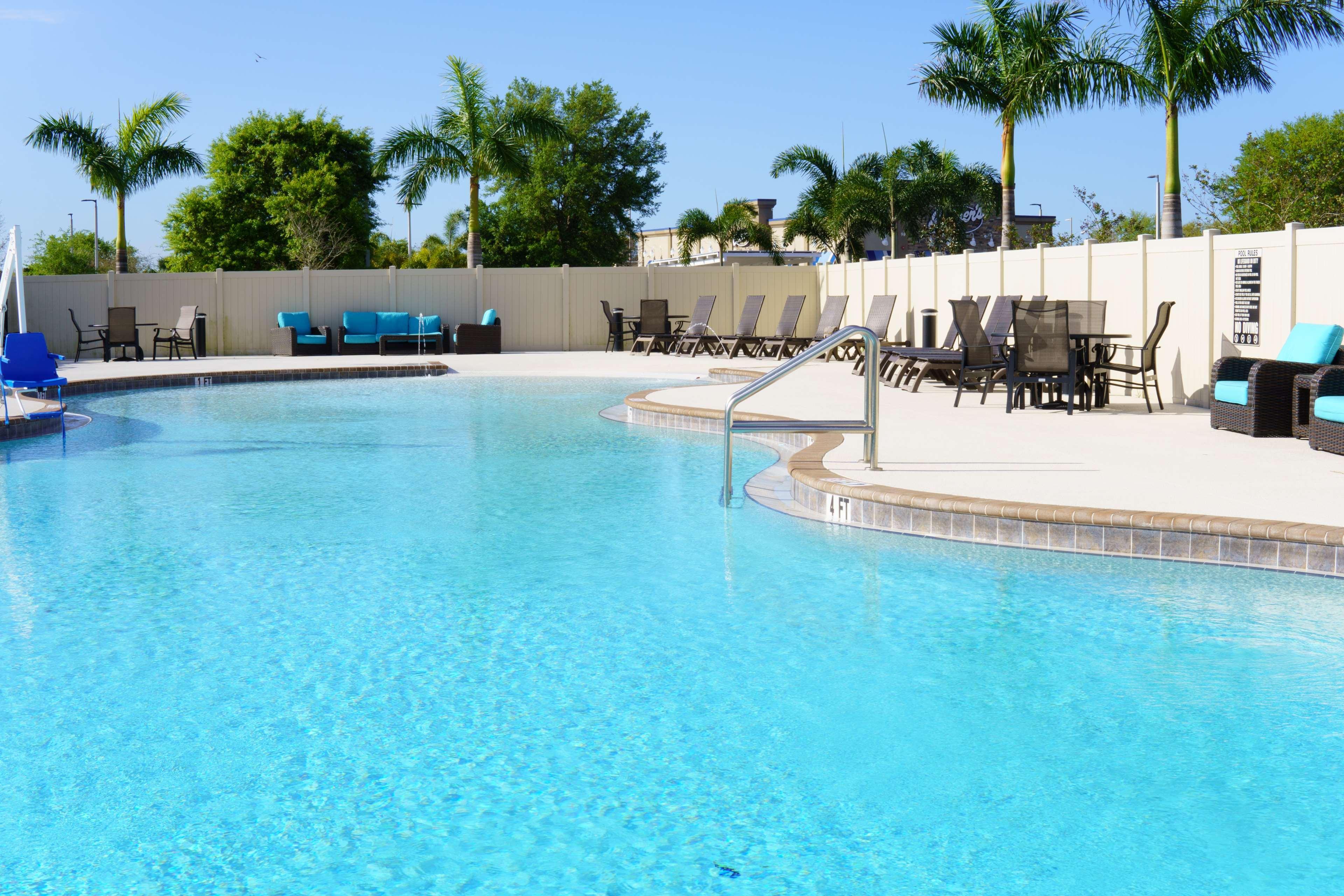Magnolia Pointe; BW Signature Collection Fruitville Εξωτερικό φωτογραφία