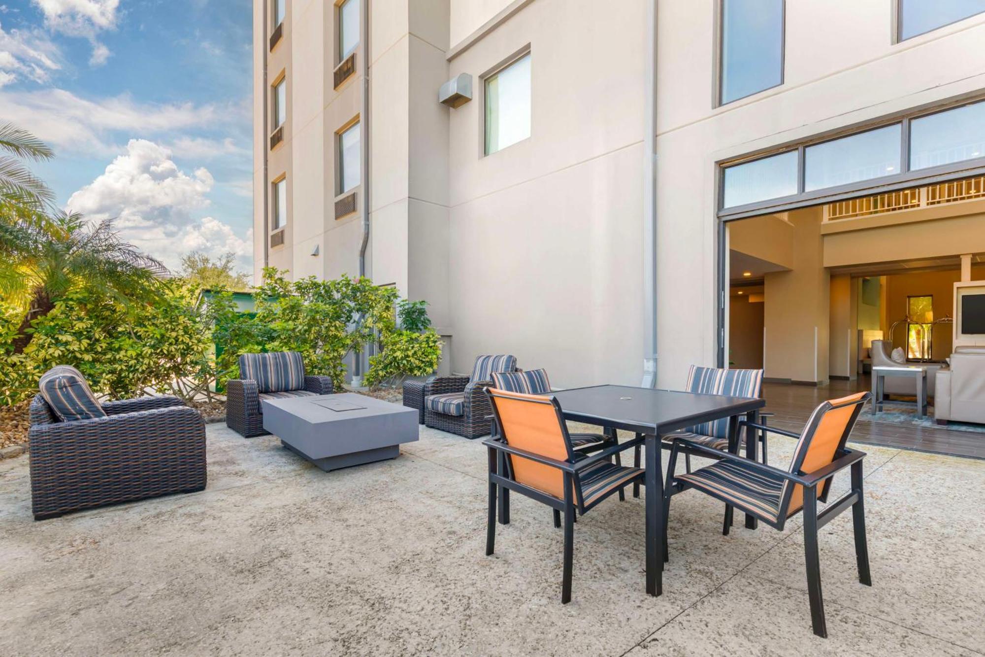 Magnolia Pointe; BW Signature Collection Fruitville Εξωτερικό φωτογραφία